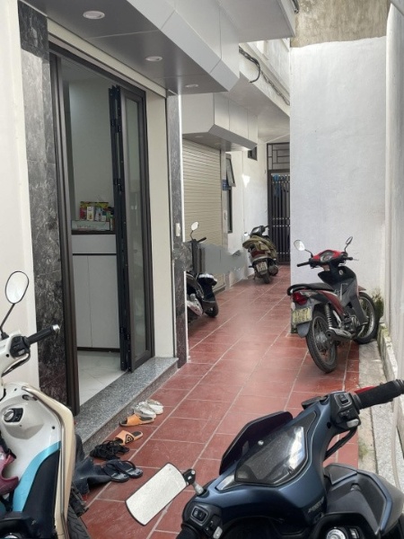 Cần bán gấp căn nhà 3 tầng tại Phố Đồng Nhân, Xã Đông La, Hoài Đức, Hà Nội